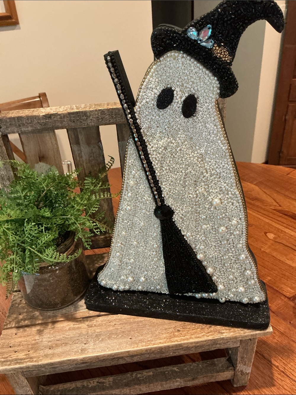 Halloween Beaded and Glitter Ghost with Witch Hat - Picture 6 of 6